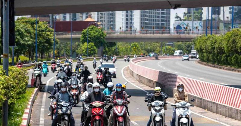 Nắng nóng tiếp diễn tại TP.HCM và các tỉnh phía Nam
