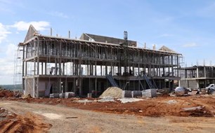 Lâm Đồng đẩy nhanh tiến độ xây dựng 5 trường nội trú vùng biên