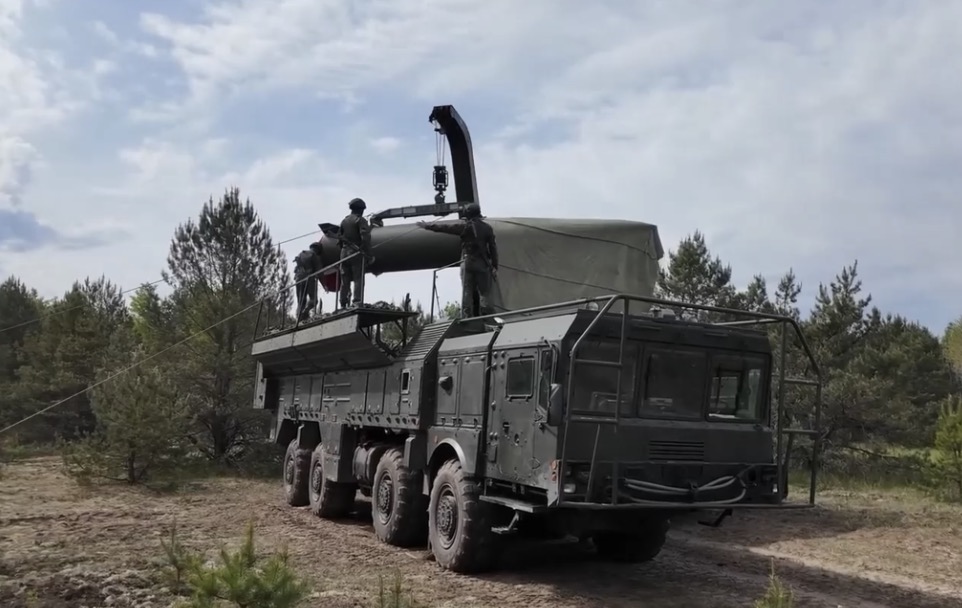 Russia conducts large-scale nuclear exercises, transferring warheads to Belarus missile brigade. Photo: TASS
