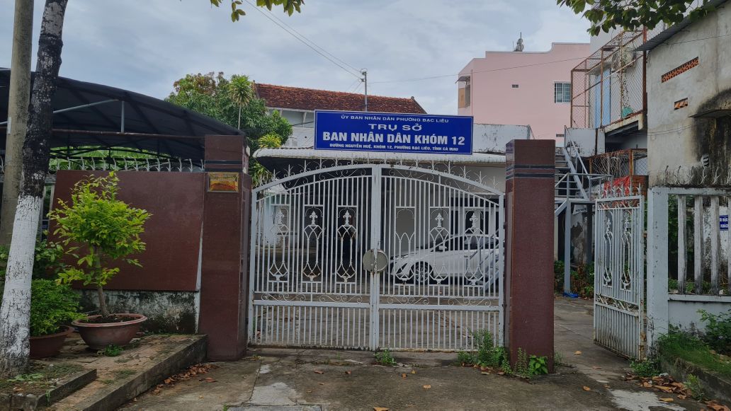 Trụ sở Ban quản lý dự án Nông nghiệp phát triển nông thôn tỉnh Bạc Liêu cũ được phường Bạc Liêu bố trí làm trụ sở khóm 12. Ảnh: Nhật Hồ.