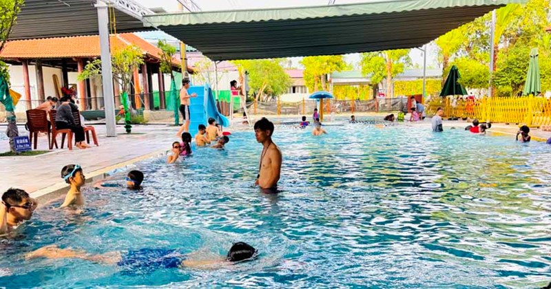 Hà Tĩnh: Nhu cầu học bơi tăng vọt sau các vụ đuối nước thương tâm