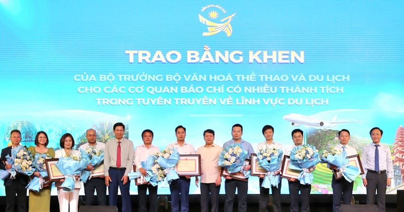 Báo chí là bàn đạp chiến lược cho du lịch Việt Nam