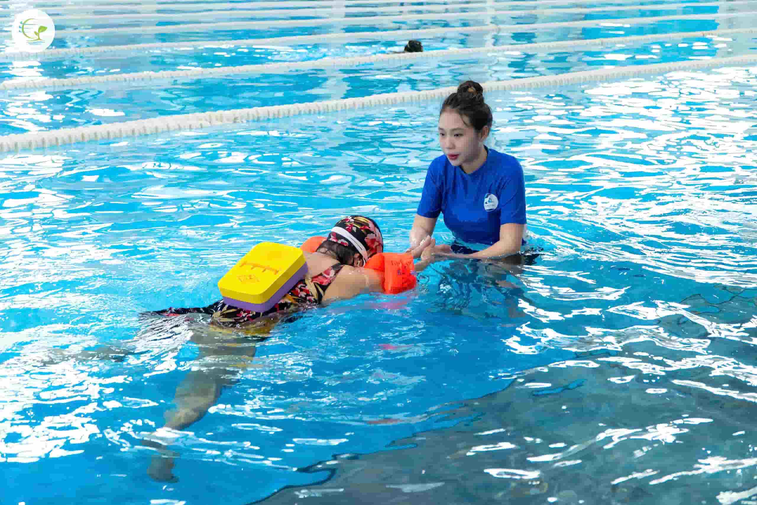Swimming instructor warns of common misunderstandings of parents after summer drowning incidents. Photo: NVCC