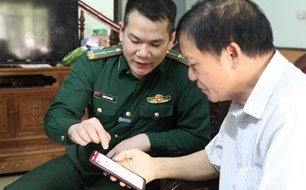 Bộ đội biên phòng đưa chuyển đổi số đến vùng biên xứ Lạng
