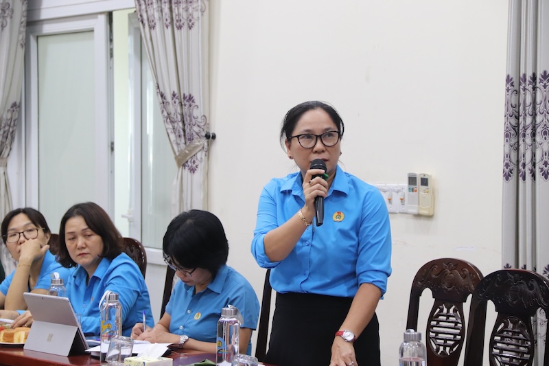 Trade union activities in Da Nang need to closely follow the characteristics of female workers in new fields. Photo: Nguyen Linh