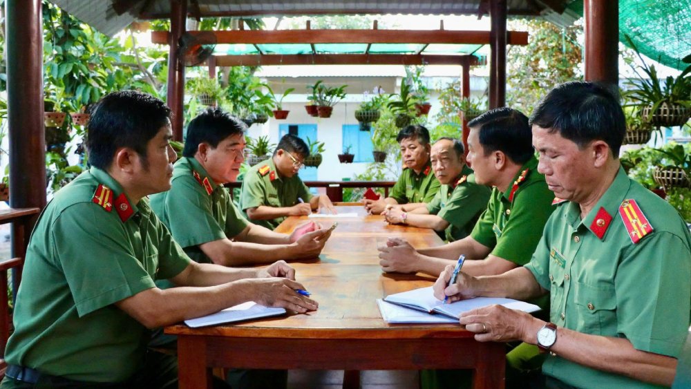 Đoàn công tác đã kiểm tra thực tế tại Phân trại tạm giam Phú Quốc. Ảnh: Tiến Dũng