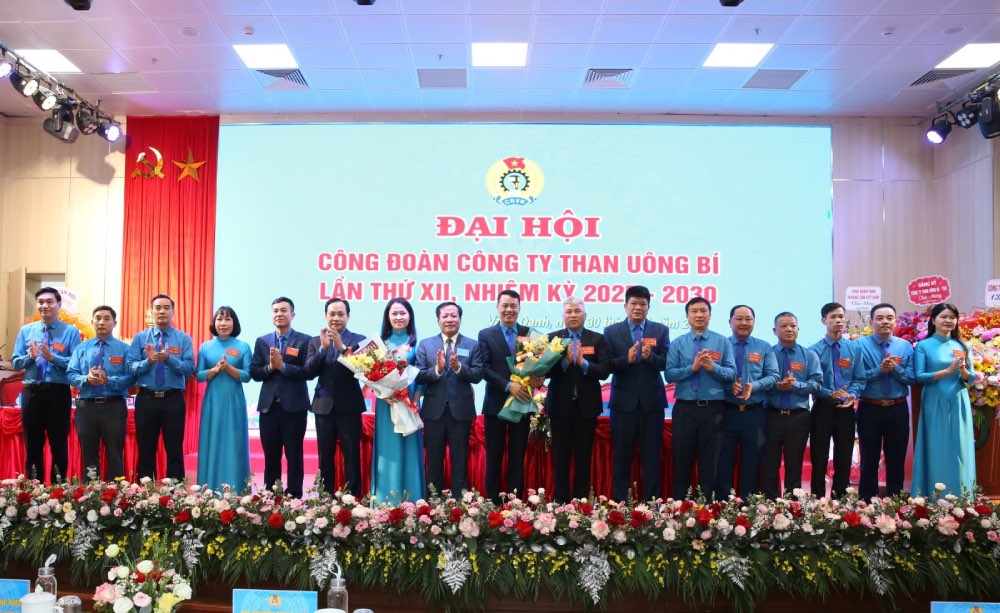 On November 30, 2025, the Trade Union of Uong Bi Coal Company solemnly held the 12th Congress, term 2025-2030. Photo: CĐTKV