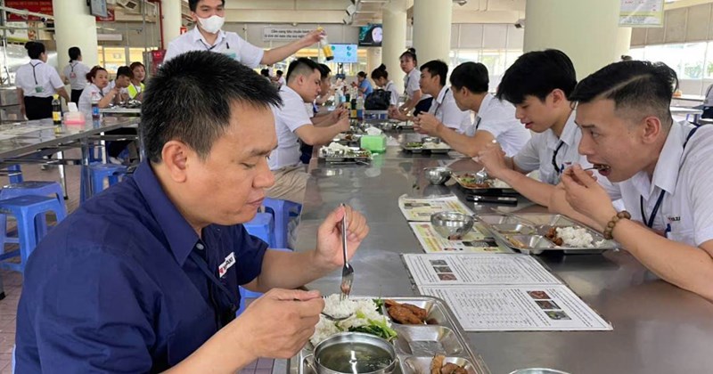 Đảm bảo chất lượng bữa trưa, mở nơi nghỉ ngơi cho công nhân