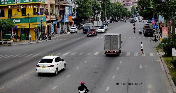 Car owner fined for running a red light. Photo: Bac Ninh Traffic Police