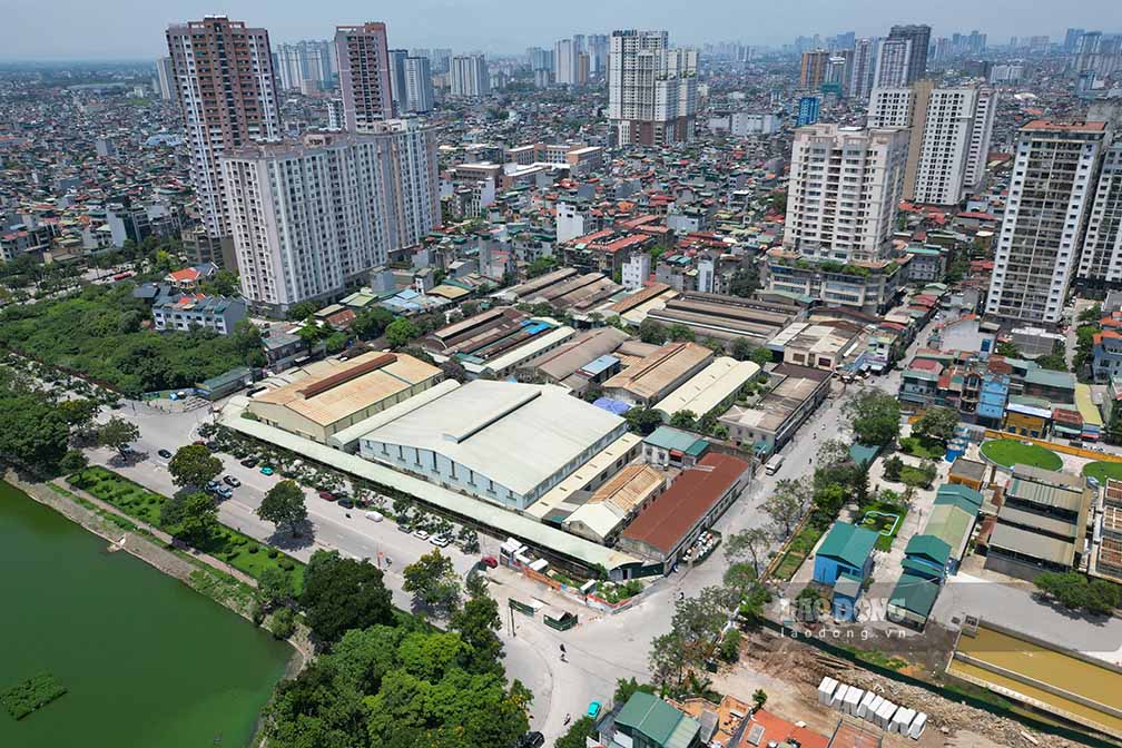 Khu đất số 164 Nguyễn Đức Cảnh, phường Tương Mai, nơi đặt trụ sở và nhà xưởng của Công ty Cổ phần Điện cơ Thống Nhất (Vinawind) đang được định hướng phát triển thành tổ hợp căn hộ T&T Home với tổng vốn đầu tư dự kiến gần 1.200 tỉ đồng.