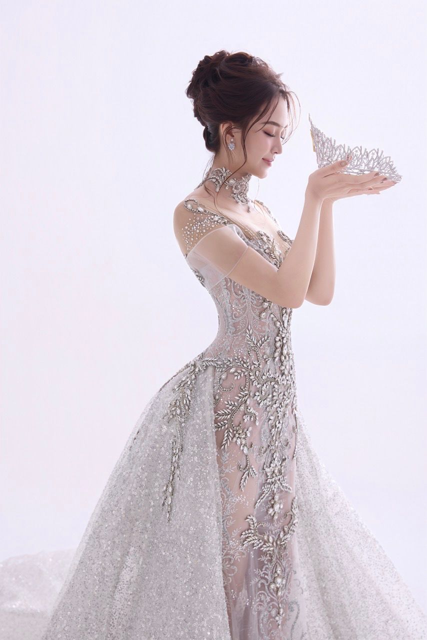 Trong nhiệm kỳ, nàng hậu tham gia nhiều hoạt động quảng bá du lịch, văn hóa cũng như các dự án thiện nguyện và bảo vệ môi trường.