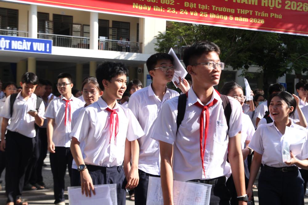 Các thí sinh tham gia kỳ thi tuyển sinh lớp 10 năm học 2026 - 2027 tại Đà Nẵng. Ảnh: Thanh Huyền