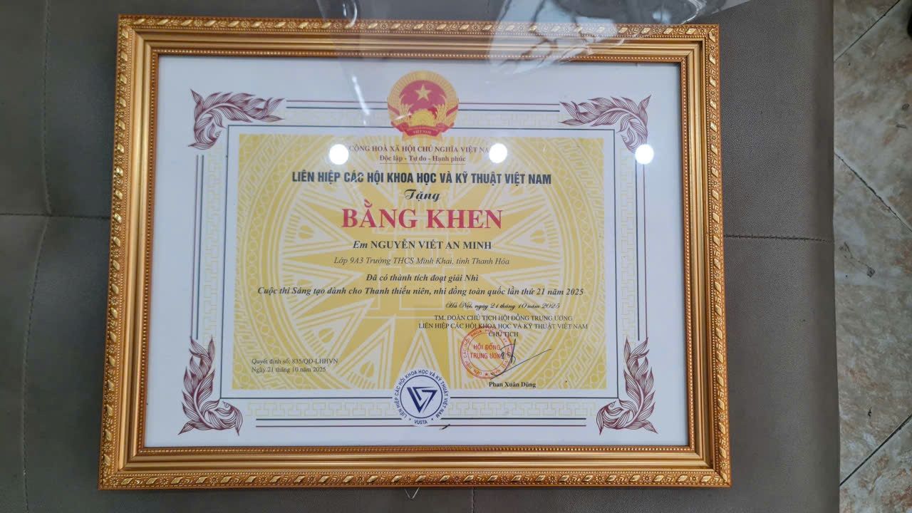 Bằng khen đạt giải Nhì quốc gia của em Nguyễn Viết An Minh tại cuộc thi “Sáng tạo thanh thiếu niên, nhi đồng”. Ảnh: Quách Du