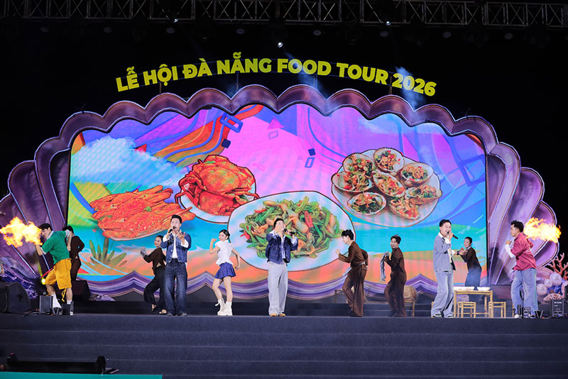 Chương trình nghệ thuật đêm khai mạc. Ảnh: Sở VHTTDL
