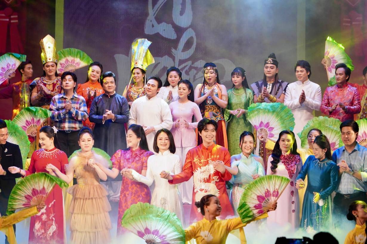 On the evening of May 23, the National Cai Luong Actor Talent Competition 2026 closed, recording the brilliance of the young generation of artists. Photo: Mai Anh.