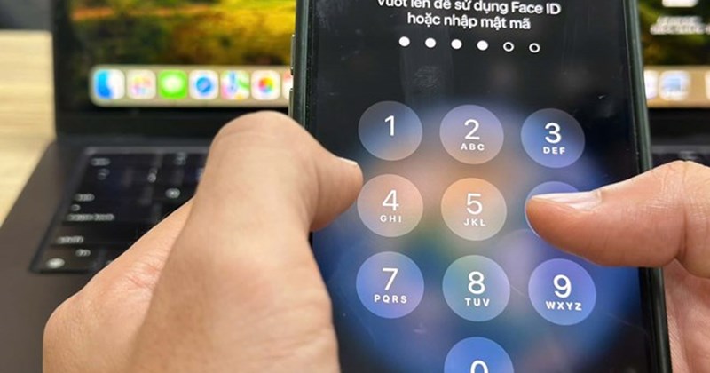 Tính năng bảo mật trên điện thoại giúp chống phần mềm gián điệp tinh vi