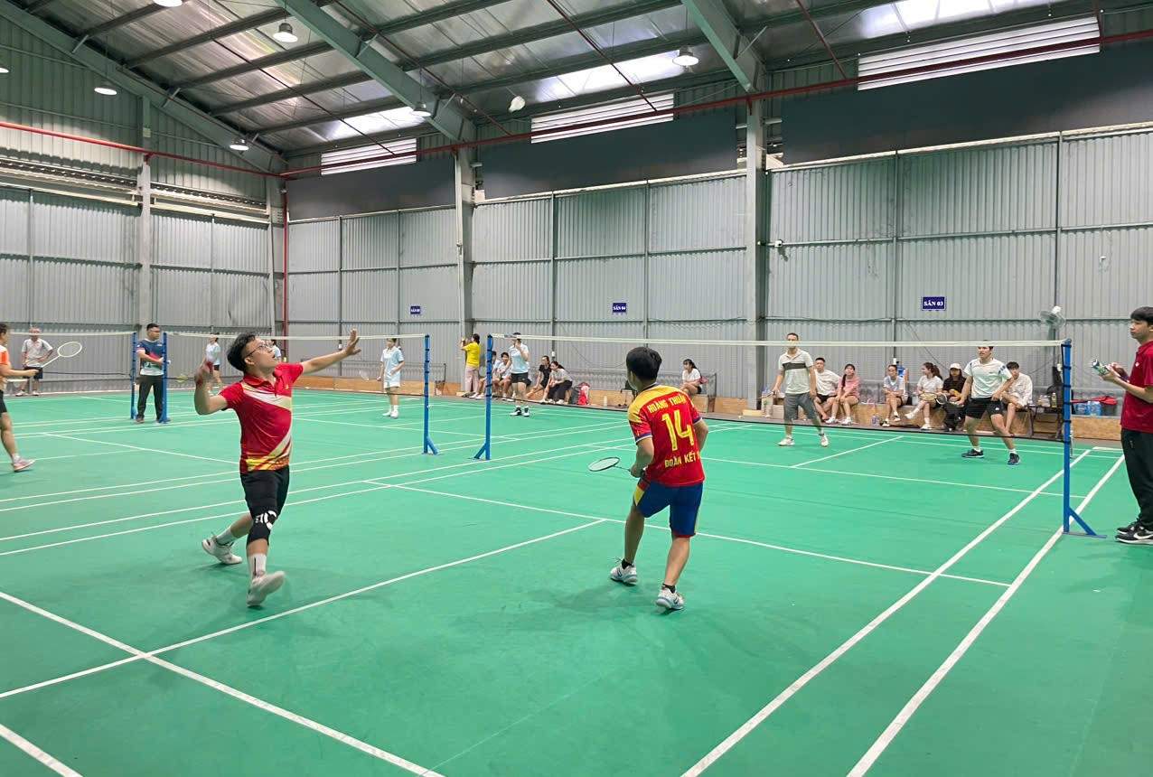 Có gần 80 vận động viên tham gia giải đấu. Ảnh: Công đoàn cung cấp