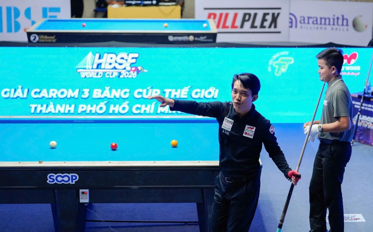 Chiem Hong Thai excellently won the right to enter the final of the World Cup 3D curling billiards in Ho Chi Minh City. Photo: Phong Le
