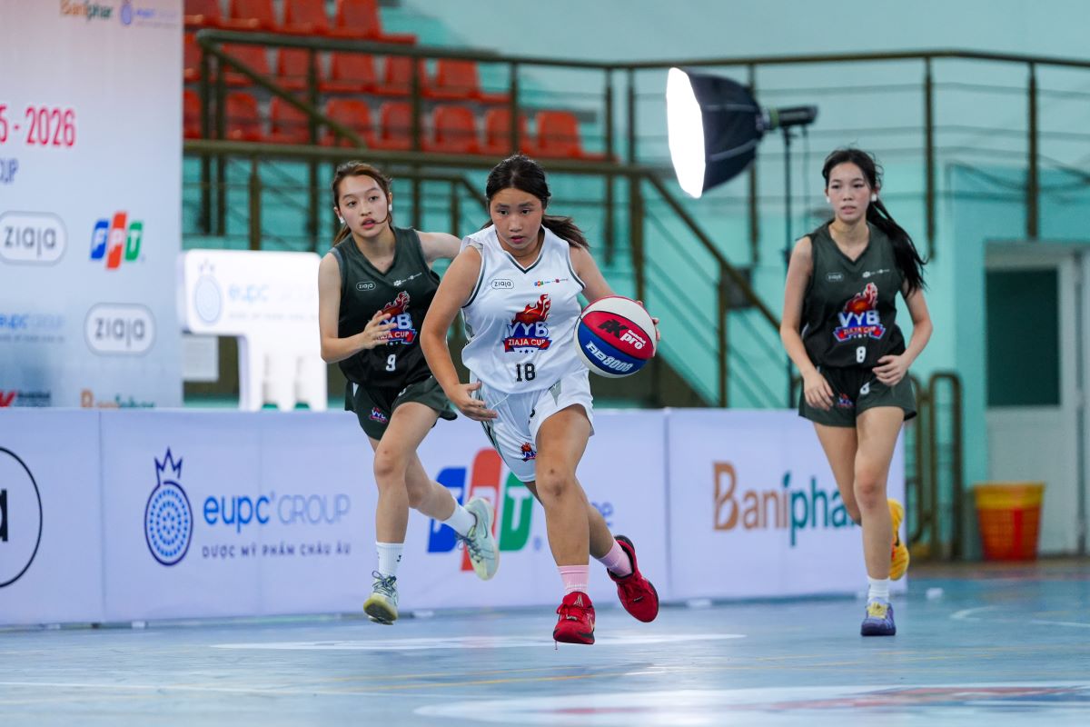 Giải bóng rổ trẻ VnExpress Youth Basketball Championship là sân chơi thường niên hấp dẫn cho các em học sinh ở Hà Nội, TPHCM và một số khu vực khác. Ảnh: Hải Yến