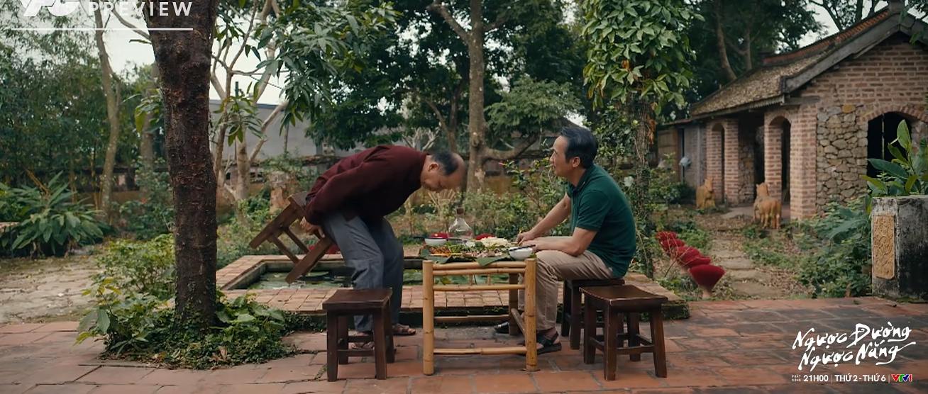 Ông Trực tích cực làm lành với ông Phúc. Ảnh: VFC.
