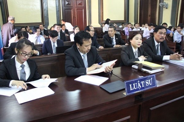 Lang Son stipulates reduction of registration fees for lawyer practice organizations. Photo: Huan Cao