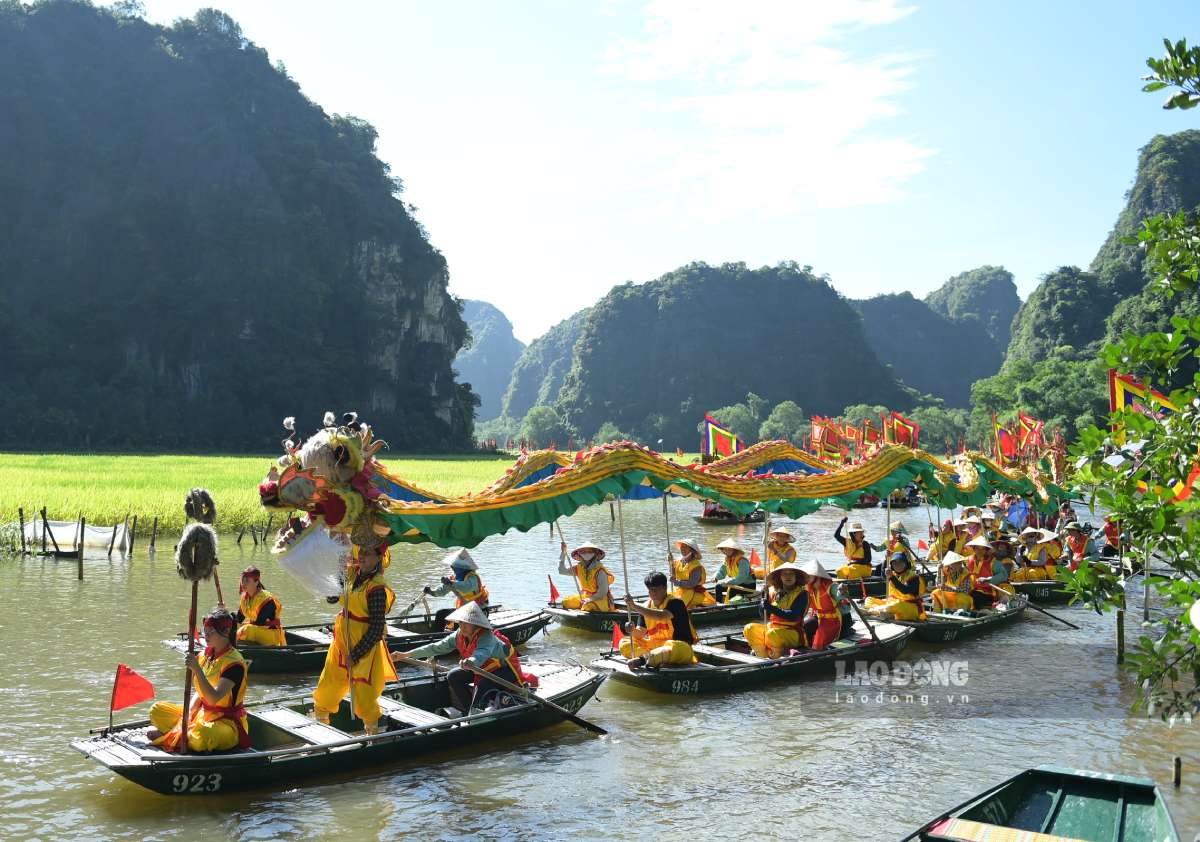 Tam Coc - Trang An Gold Festival is the opening event for Ninh Binh Tourism Week 2026. Photo: Ha Vi