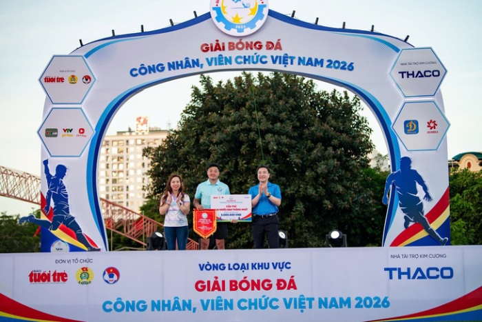 Nguyễn Mạnh Cương (Công đoàn Quảng Ninh) là “Vua phá lưới” với 10 bàn thắng. Ảnh: Nam Trần