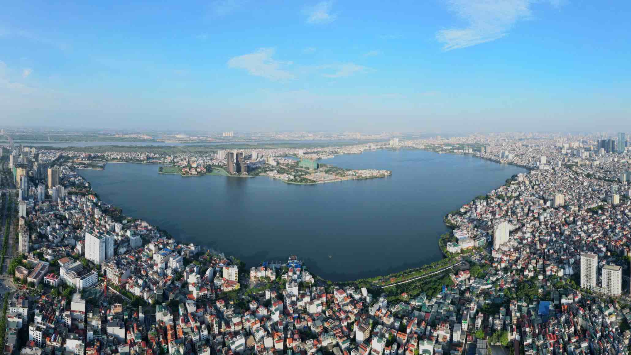 Se espera recuperar 7,3 hectáreas de tierra para invertir en la construcción de 8 muelles fluviales interiores en el barrio de Tay Ho. Foto: Huu Chanh