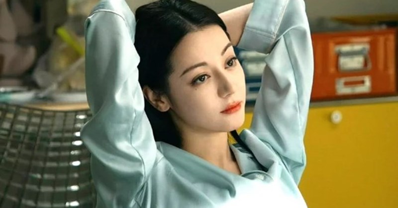 Quản lý lên tiếng bảo vệ Địch Lệ Nhiệt Ba trước tin đồn sinh con