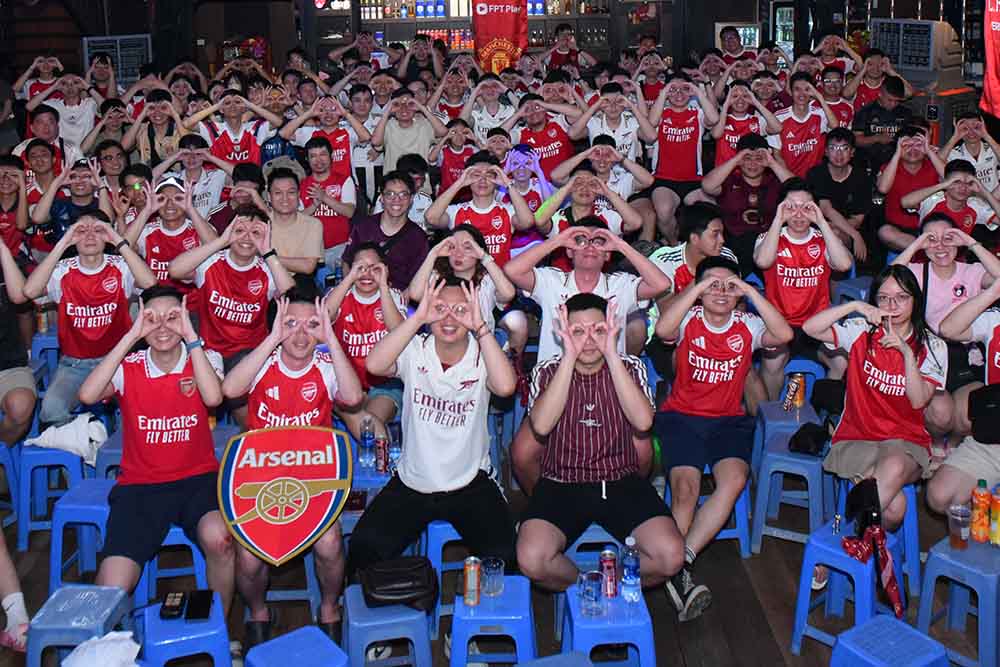 Đây là trận đấu đặc biệt nhất trong mùa giải vì Arsenal sẽ chính thức nâng cúp vô địch ngay sau khi trận đấu khép lại.
