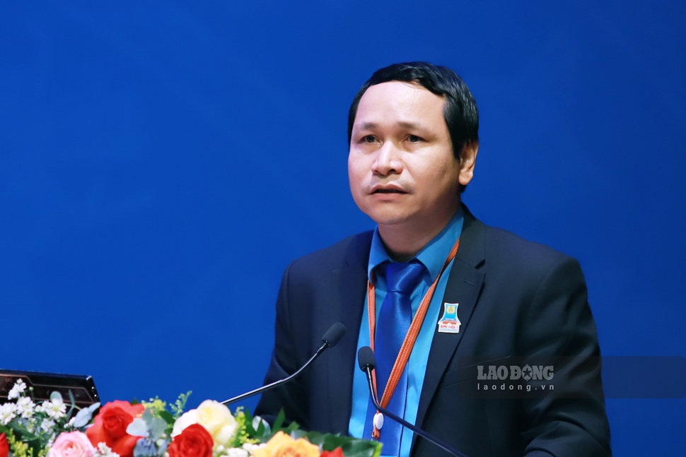 Chủ tịch LĐLĐ tỉnh Gia Lai Hà Duy Trung cho rằng Công đoàn phải đổi mới, “đi trước” để bảo vệ người lao động. Ảnh: Hoài Phương