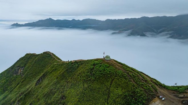 Weather forecast for the Northwest region today helps tourists refer to information before exploring and experiencing outdoor activities. Photo: Chu Duc Viet