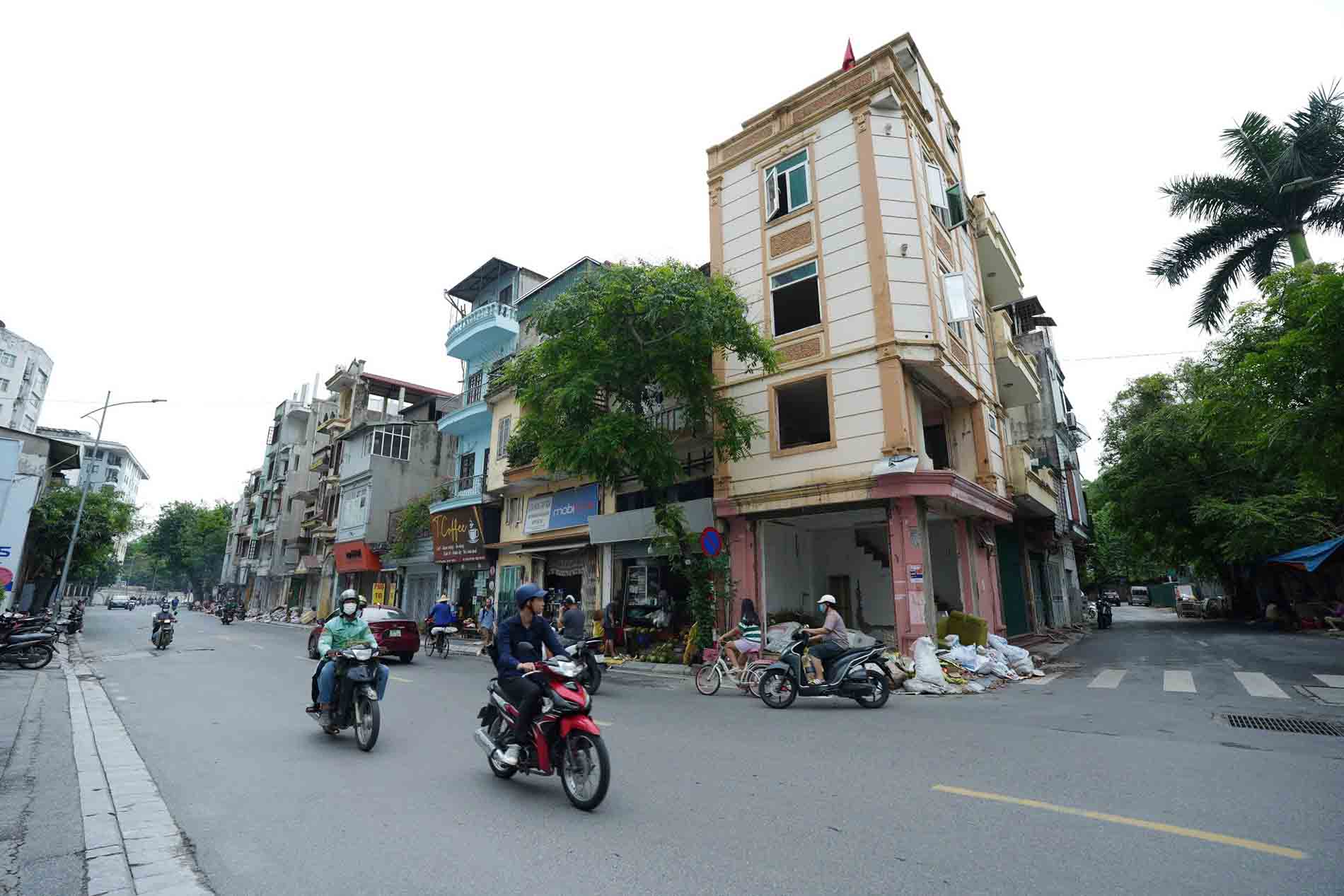 47 cases in Tay Ho ward have land recovered for the C6 underground station project of metro line No. 2 Nam Thang Long - Tran Hung Dao. Photo: Song Huu