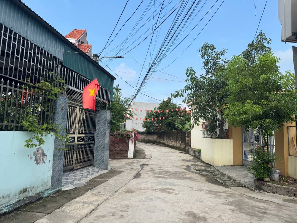Việc sắp xếp thôn, tổ dân phố sẽ hoàn thành trước 30.6. Ảnh: Phạm Đông
