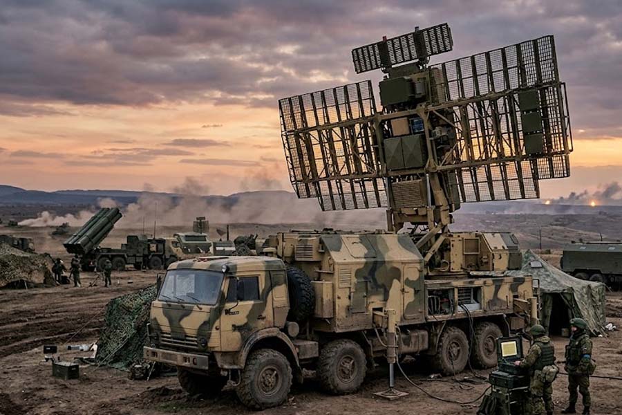 Raytheon develops multi-tasking radar for the US Navy. Graphics: Cat Tien