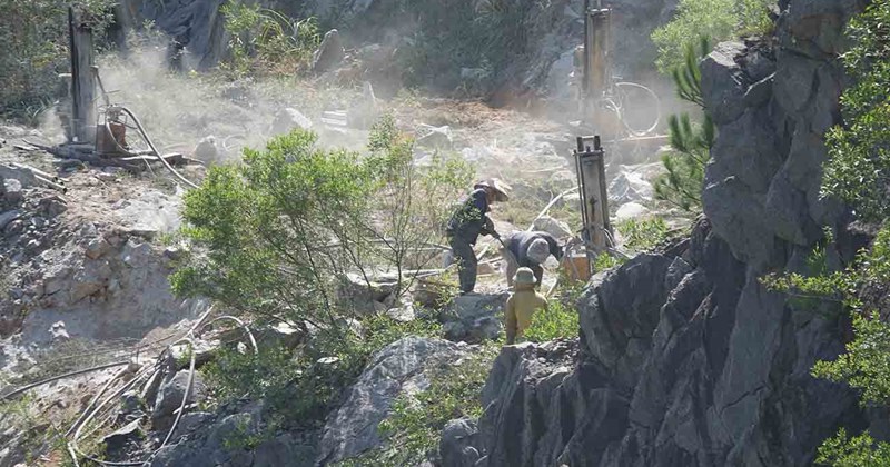 Hà Tĩnh: Tiềm ẩn rủi ro an toàn từ hoạt động khai thác đá