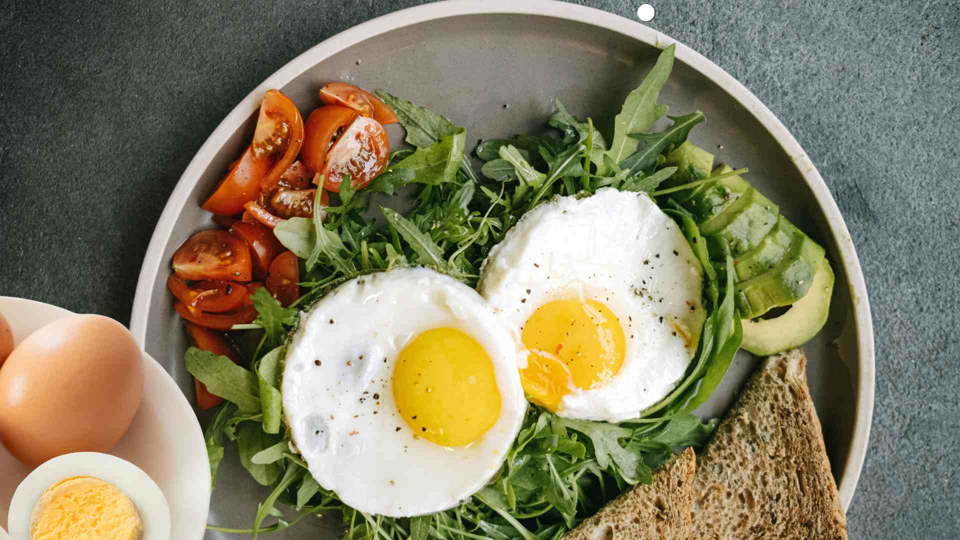 Los huevos son un desayuno saludable y rico en proteínas. Foto gráfica: Huong Son
