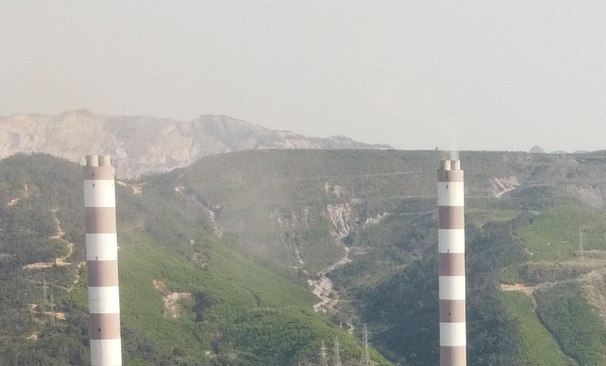 Two columns of smoke from a factory in Quang Ninh. Photo: Doan Hung