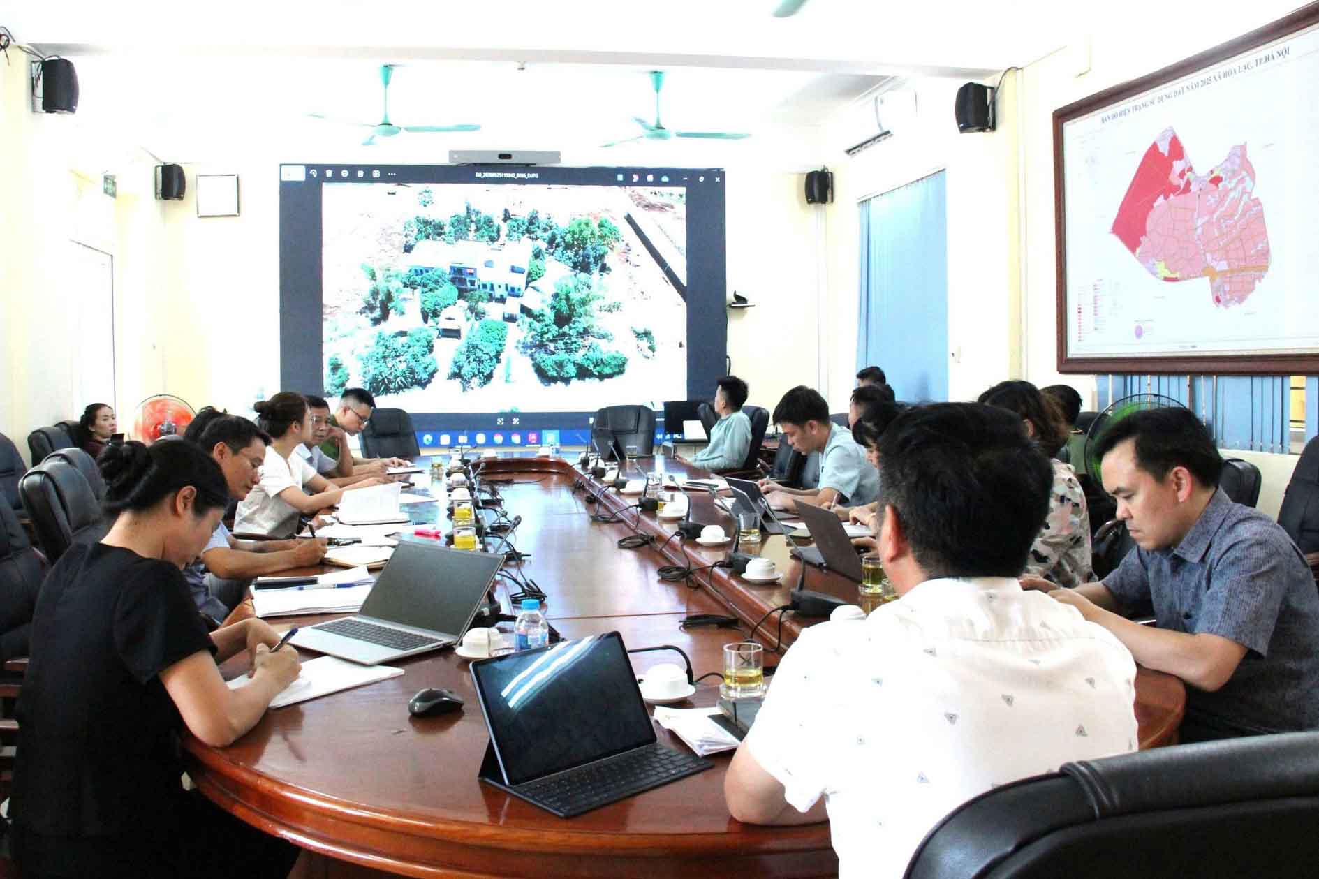 Hoa Lac commune (Hanoi) will enforce land recovery for households that do not comply with land allocation for the Thang Long Avenue expressway project. Photo: Hoa Lac commune