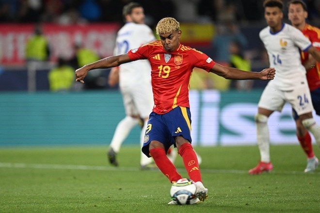 Lamine Yamal is still a big hope for the Spanish national team. Photo: AFP