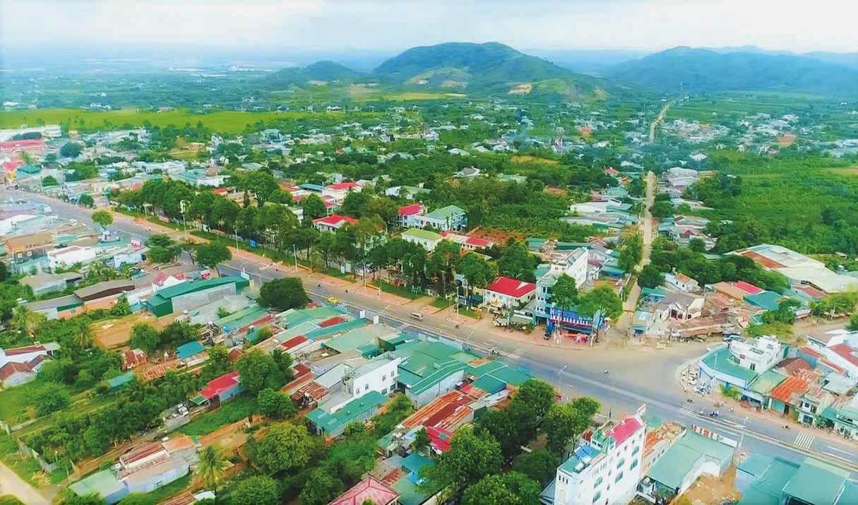Xã Cư Jút ngày càng phát triển khang trang. Ảnh: Nguyễn Nam 