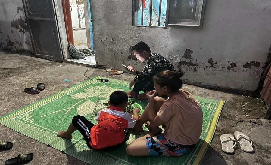 Worker family renting a room near Thang Long Industrial Park (Hanoi). Photo: Minh Huong