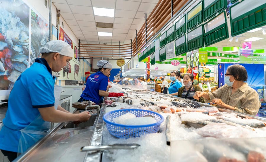 Retail businesses strengthen quality control, promote promotions to stimulate domestic consumption. Photo: Ngoc Le