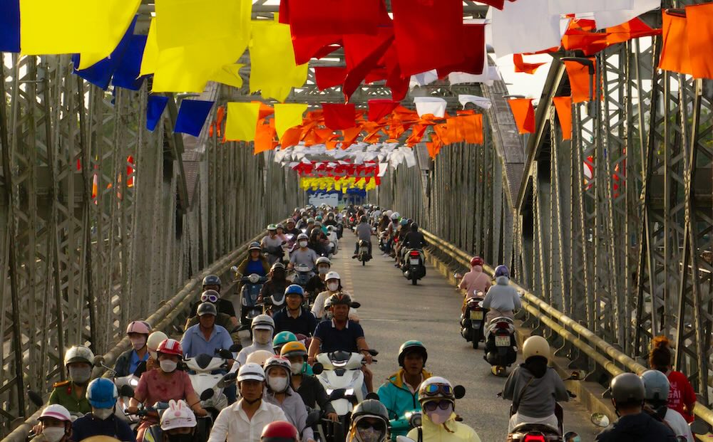 Fresh appearance of Hue Ancient Capital in the Buddha's Birthday season. Photo: Dinh Hoang