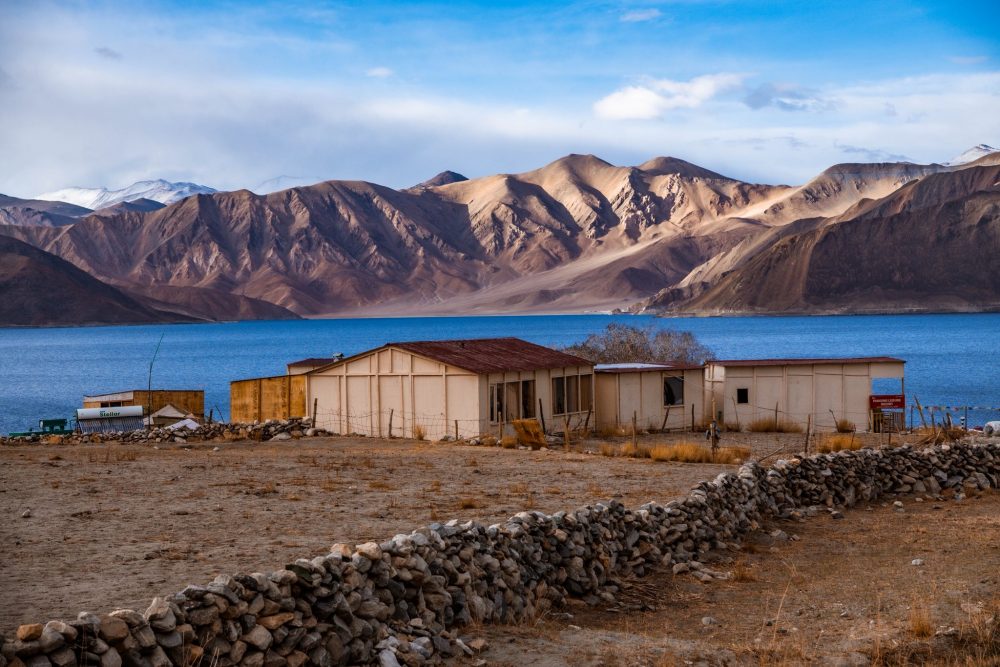 The journey to explore Ladakh (India) of a Vietnamese boy. Photo: NVCC