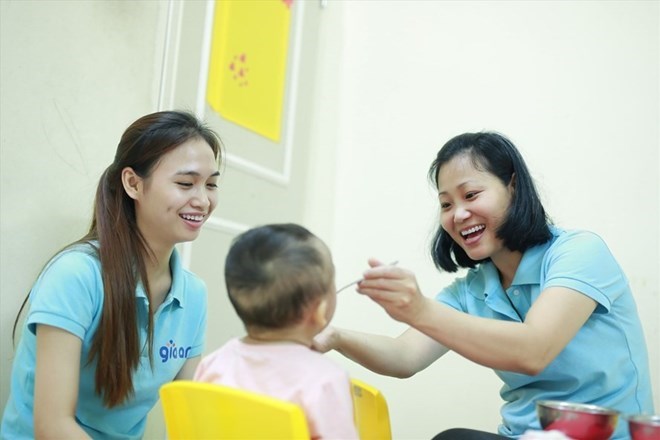 Teachers teaching in preschool and primary education institutions are entitled to a professional preferential allowance of 45%. Photo: Hai Nguyen