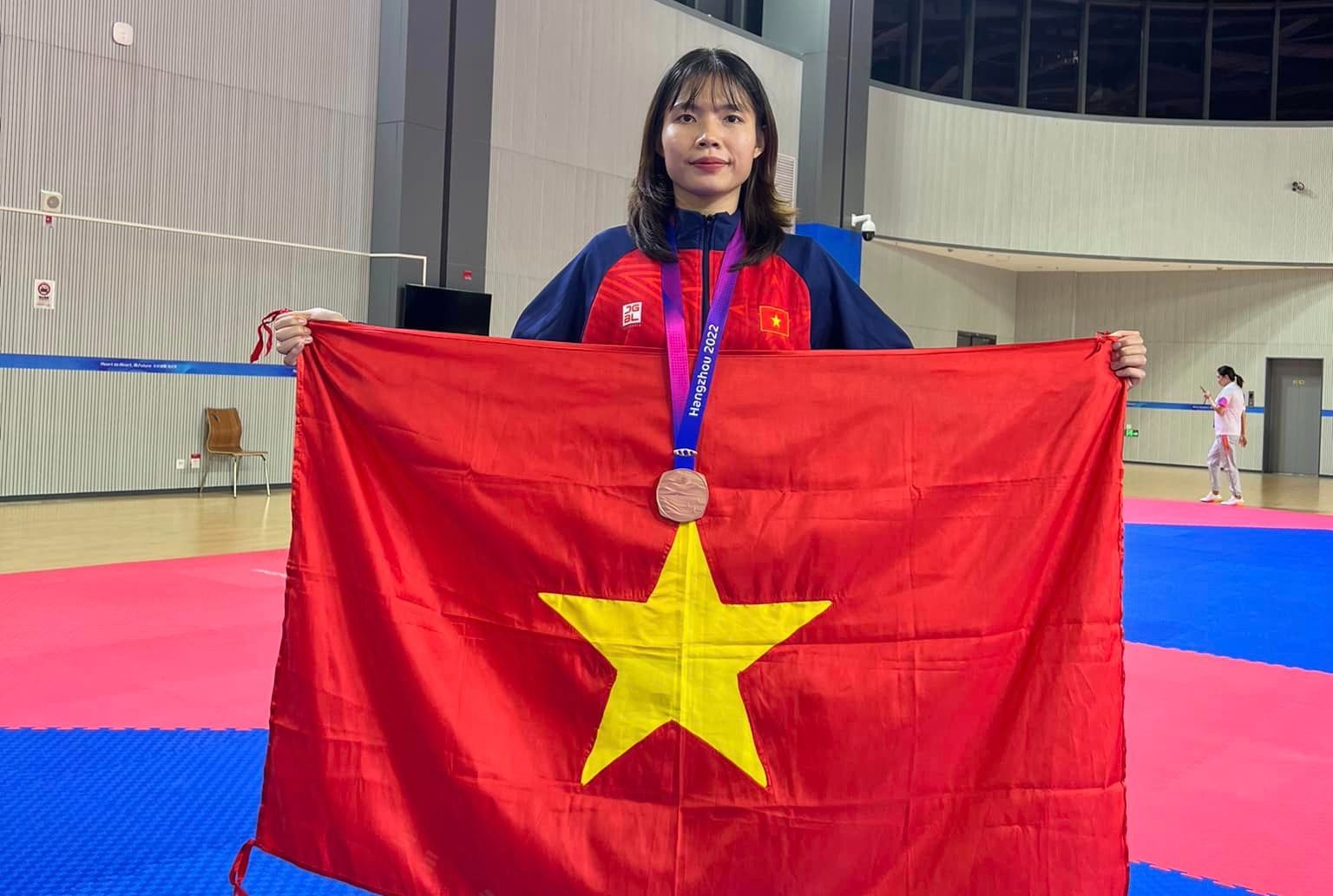 Taekwondo athlete Bac Thi Khiem once won a bronze medal at ASIAD 19. Photo: FBNV