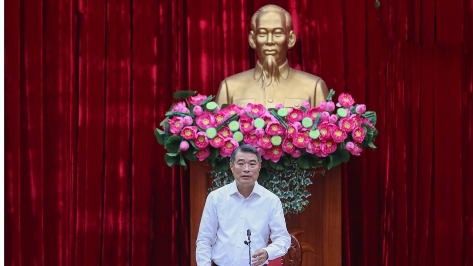 Thủ tướng Lê Minh Hưng ghi nhận những nỗ lực và kết quả tích cực của Đảng bộ, chính quyền, nhân dân tỉnh Vĩnh Long thời gian qua. Ảnh: Điện tử Chính phủ