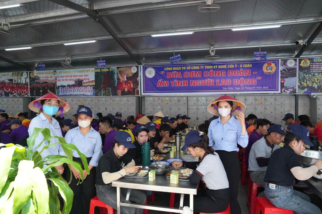 Chương trình mang lại niềm vui, sự phấn khởi trong công nhân lao động. Ảnh: CĐCS cung cấp