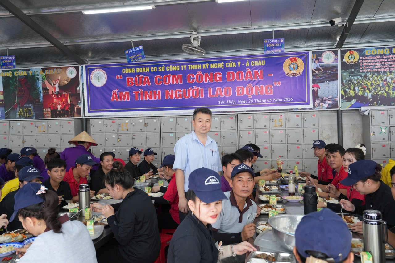 Ông Ming Xiao Qiang - Tổng Quản - Tổng Quản sản xuất của công ty dự chương trình “Bữa cơm Công đoàn“. Ảnh: Công đoàn cung cấp